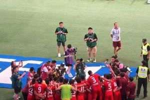 刘若钒：不容易的3分，俱乐部上下团结一起，每一分钟都拼尽全力