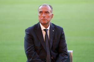 每体：沙特代表团造访巴萨，与尤斯特商讨加盟利雅得胜利的提案