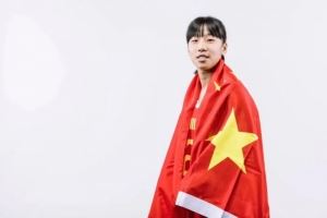 郑馨茹：前段时间脚踝受伤 现在恢复得还可以 和队友的磨合好很多