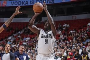 杨瀚森夏联搭档！美记：开拓者预计裁掉双向合同球员西索科