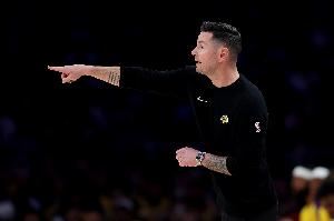 雷迪克演讲：我们拼尽全力的状态就是标杆 我虽未上场但感受到了