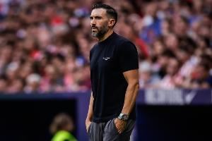 埃尔切主帅:小球队能击败巴萨这样的巨人 对比赛充满期待和信心